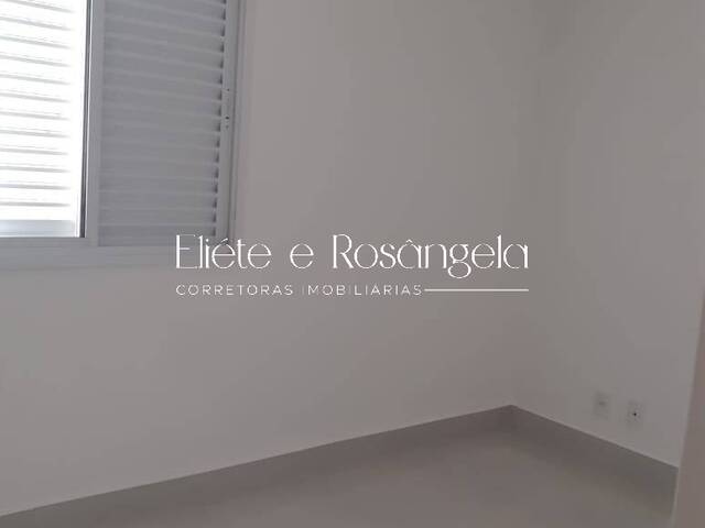 Apartamento para Venda em São José dos Campos - 2