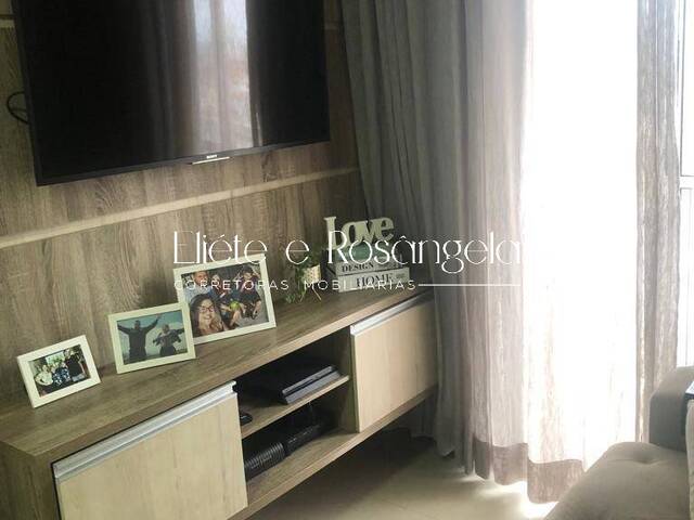 Apartamento para Venda em São José dos Campos - 2