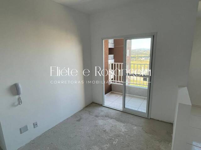 Apartamento para Venda em São José dos Campos - 2