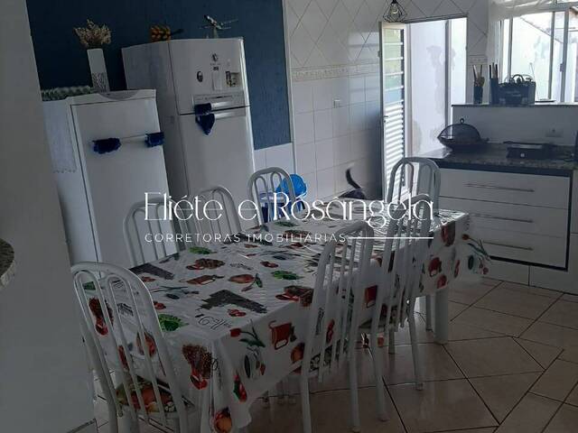 Casa para Venda em São José dos Campos - 4