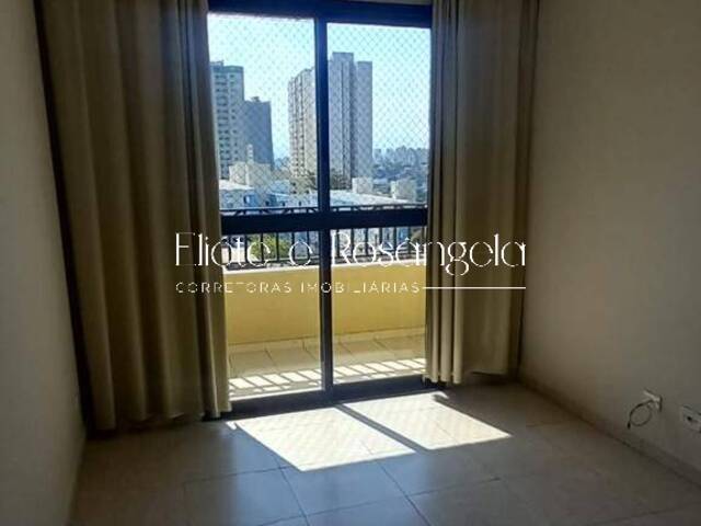 Apartamento para Venda em São José dos Campos - 2