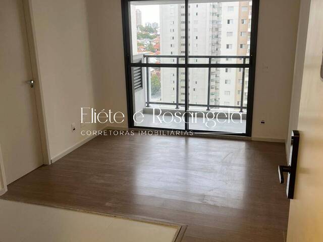 Apartamento para Venda em São José dos Campos - 2