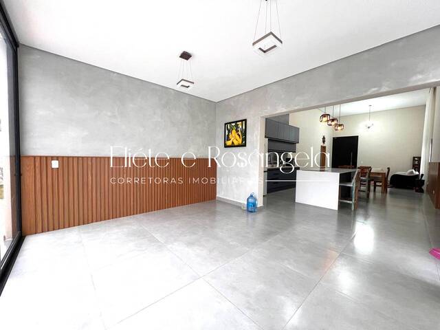 Casa em condomínio para Venda em Caçapava - 4