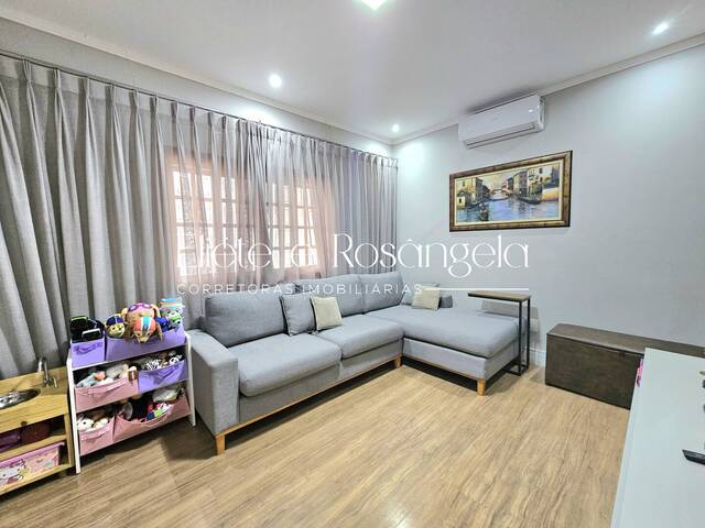 Casa para Venda em São José dos Campos - 2